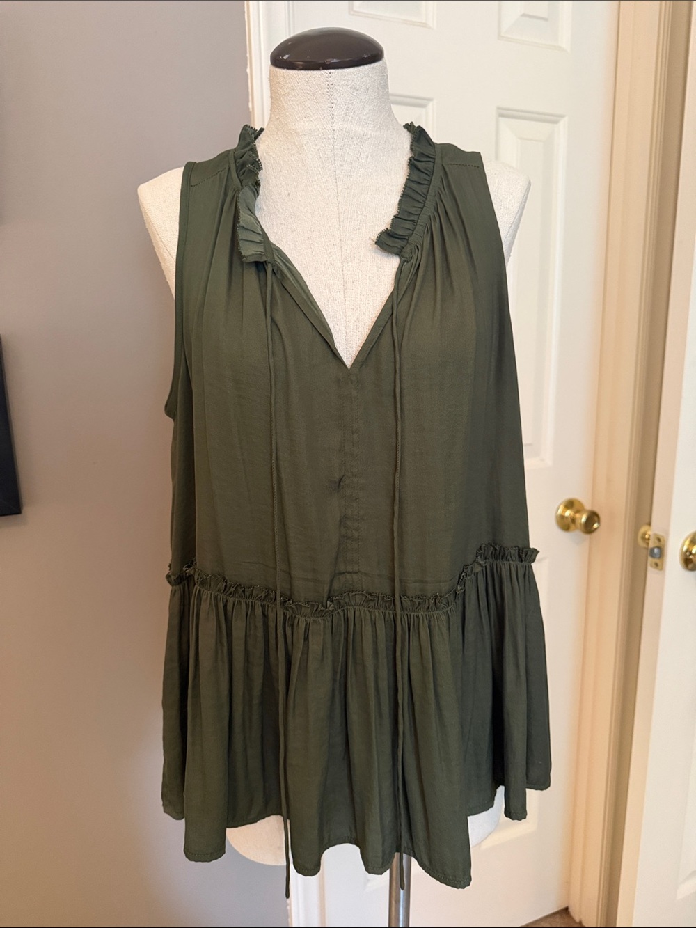 Loft Olive Green Sleeveless Ruffle Peplum Top